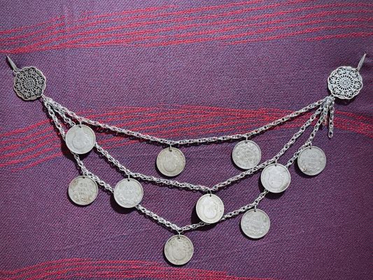 Кюстек с автентични монети •Кирил•